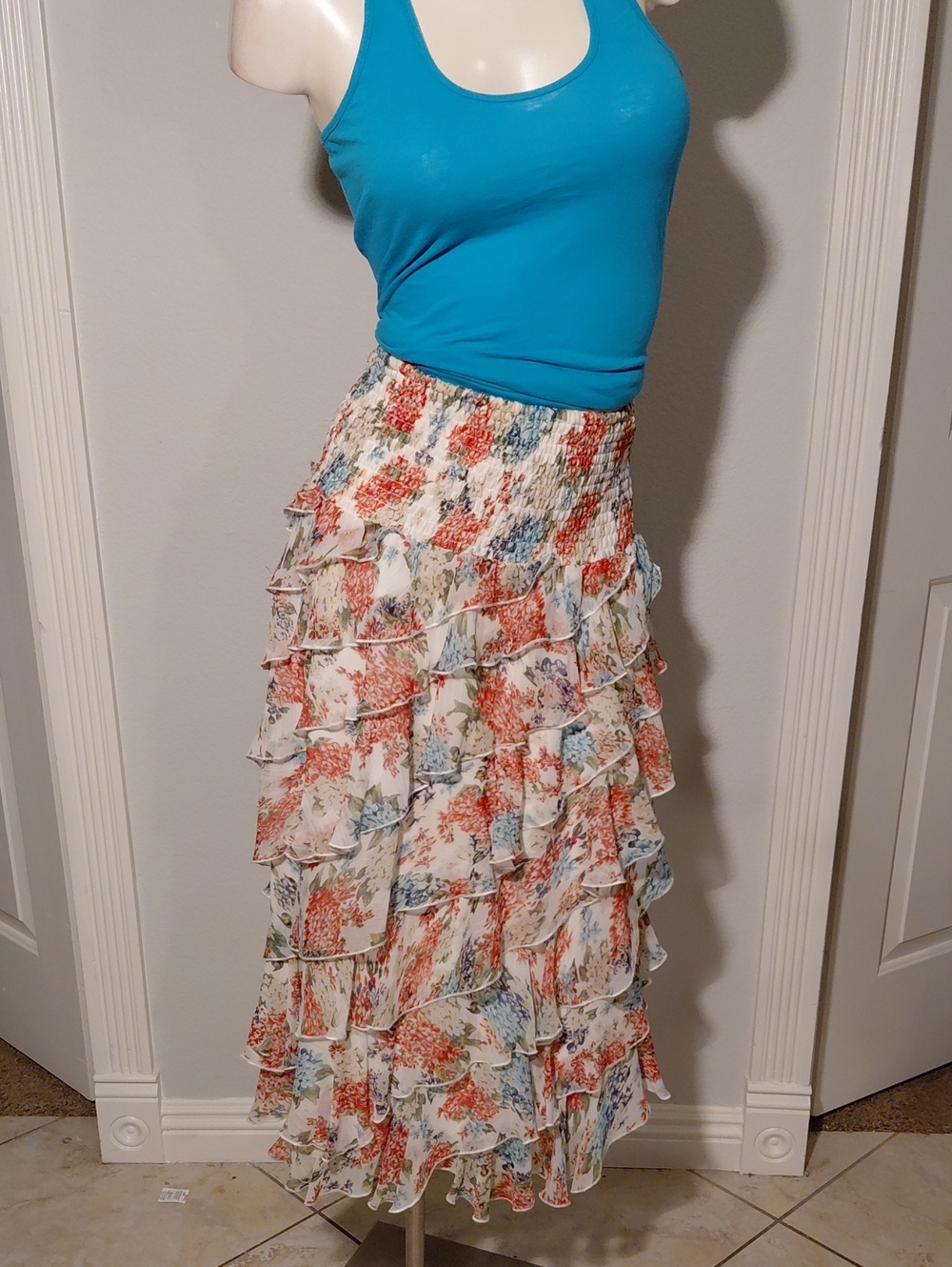 Coco BIANCO Floral Ruffled Skirt
